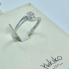 Anello Yukiko in oro bianco 18kt con diamante