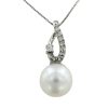 Girocollo Yukiko in oro bianco 18kt con diamanti e perla